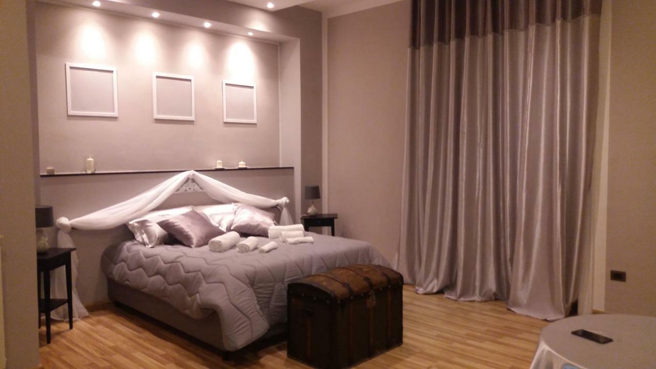 Reggia & Dintorni Rooms A Caserte Extérieur photo